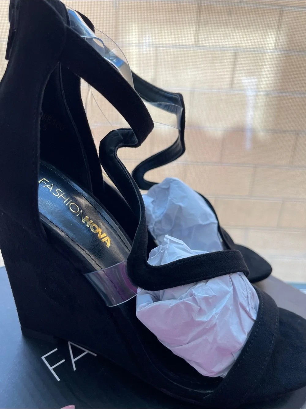 Fashion Nova Black Fannie100 Wedges Box Label Sticker